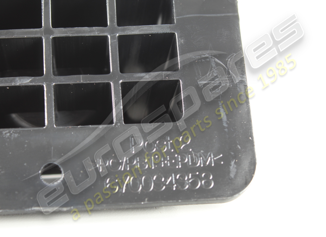 neue maserati fahrzeughebehälter hintere stütze. teilenummer 670034358 (2)