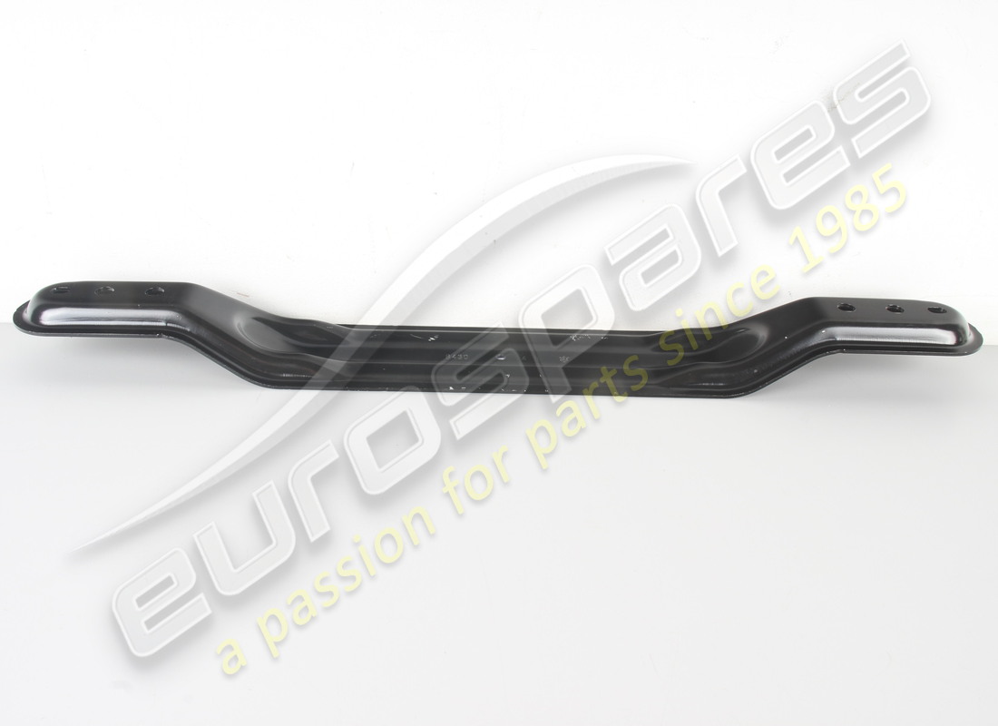 neue maserati unterbodentunnel-hintere verstärkung. teilenummer 670006640 (2)