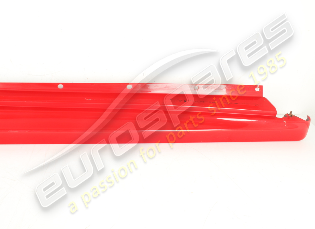 GEBRAUCHTE FERRARI RECHTE UNTERTÜRVERKLEIDUNG. TEILENUMMER 69831610 (3) gebrauchte ferrari rechte untertürverkleidung. teilenummer 69831610 (3)