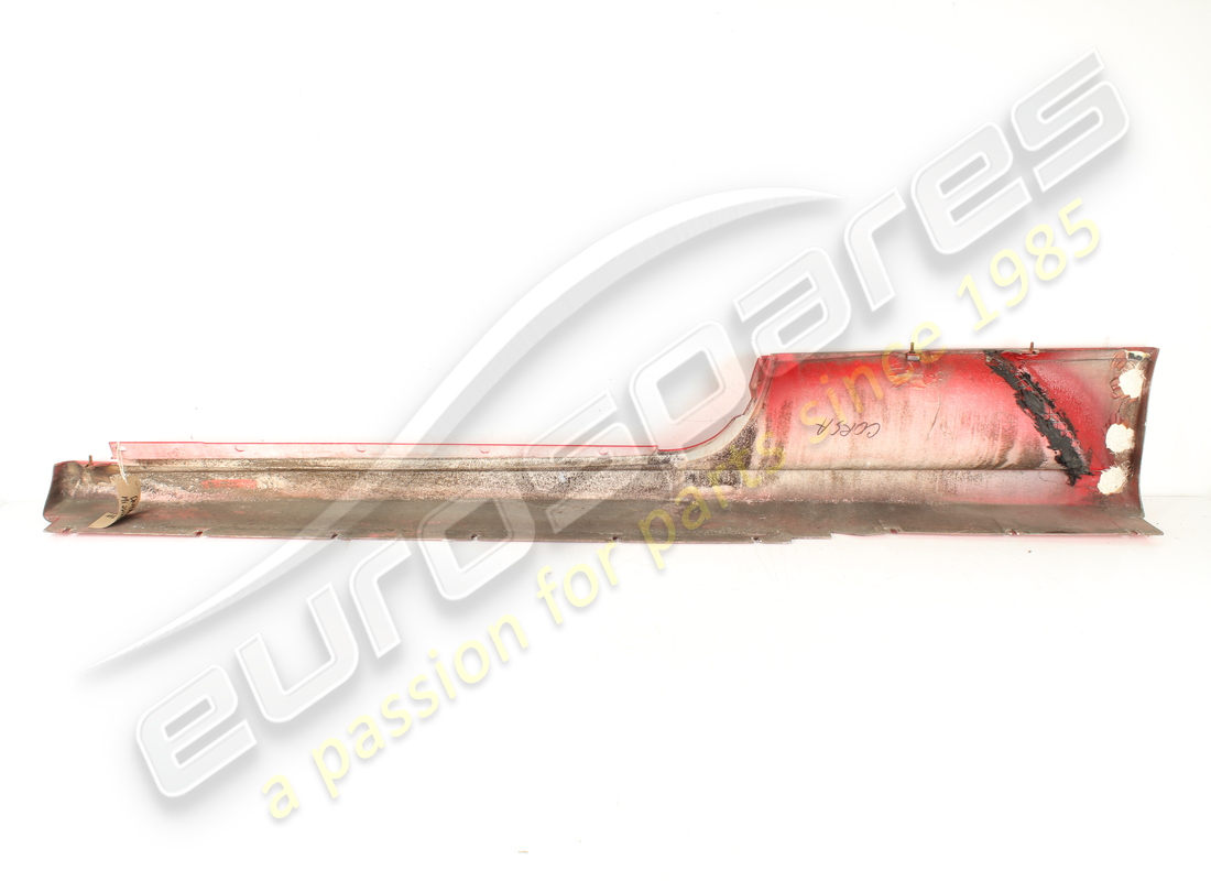 GEBRAUCHTE FERRARI RECHTE UNTERTÜRVERKLEIDUNG. TEILENUMMER 69831610 (13) gebrauchte ferrari rechte untertürverkleidung. teilenummer 69831610 (13)