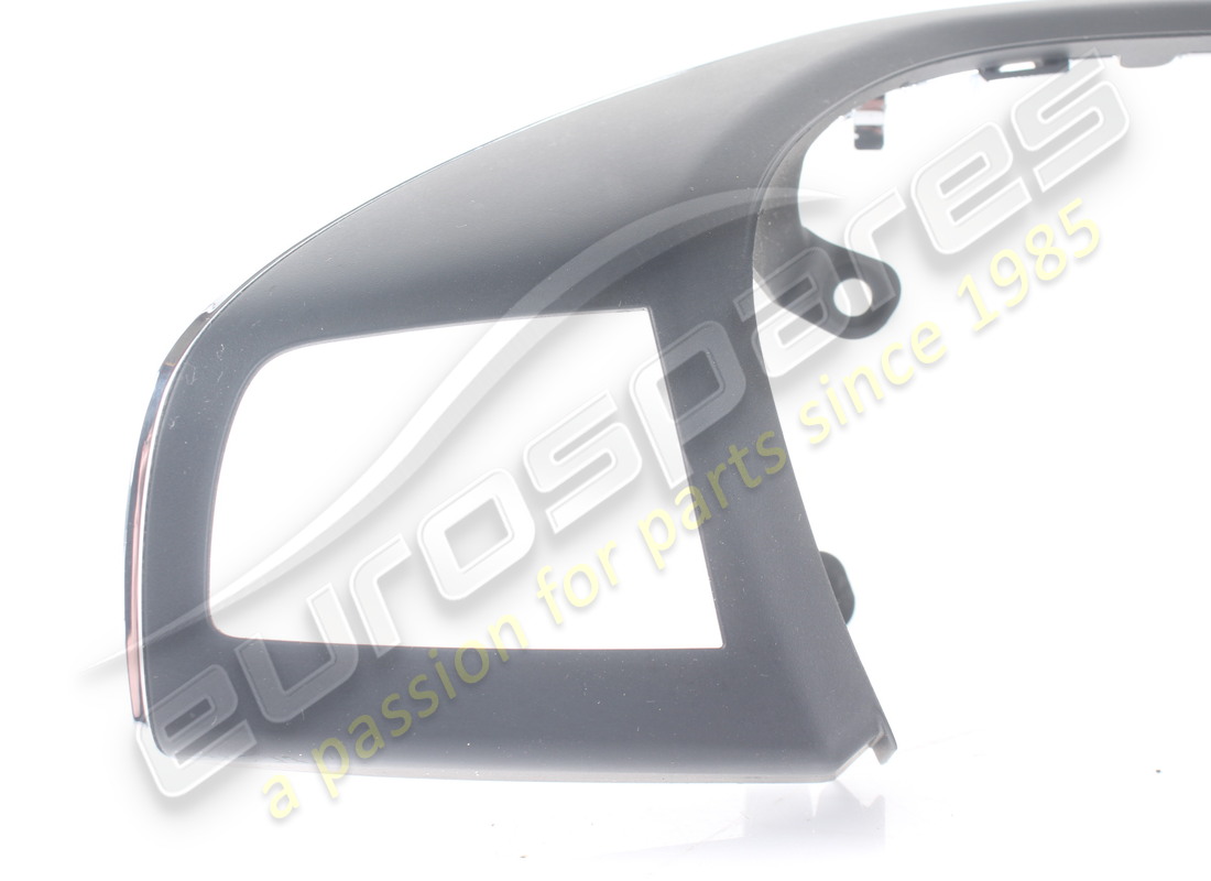 GEBRAUCHTE MASERATI LENKRADVORDERE ZIERLEISTE SCHWARZ. TEILENUMMER 673000082 (2) gebrauchte maserati lenkradvordere zierleiste schwarz. teilenummer 673000082 (2)