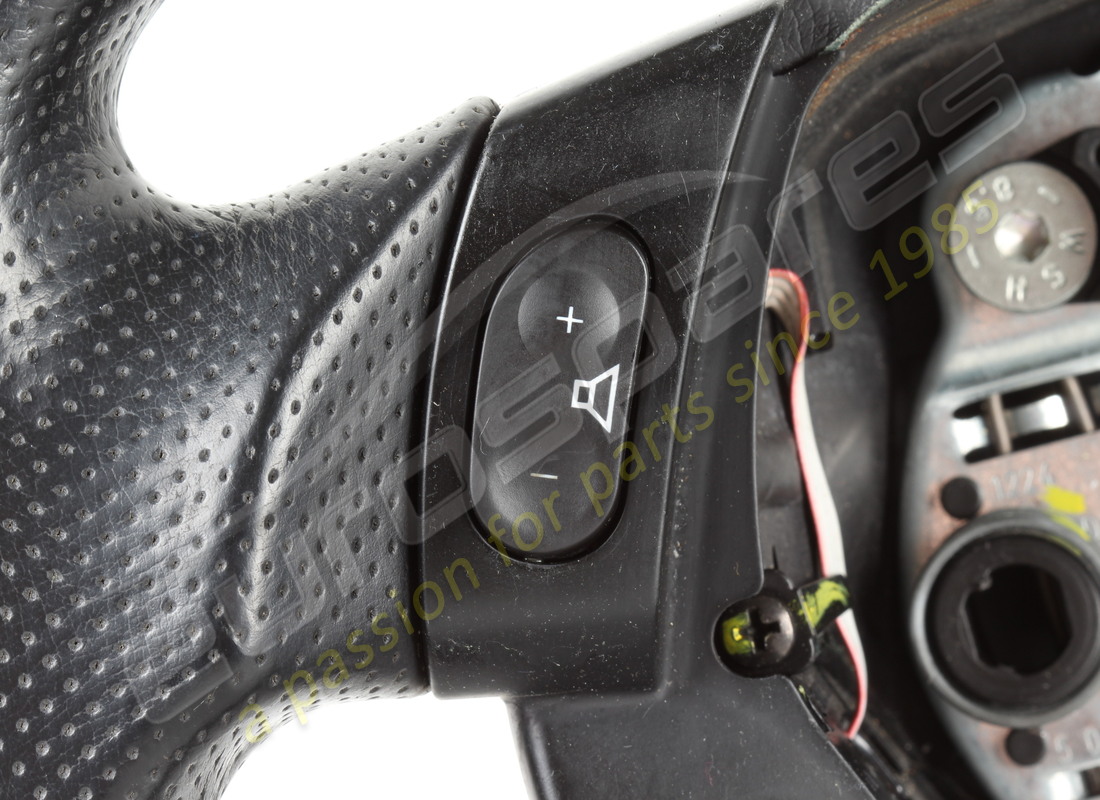 gebrauchtes maserati lenkrad schwarz. teilenummer 27328000 (5)