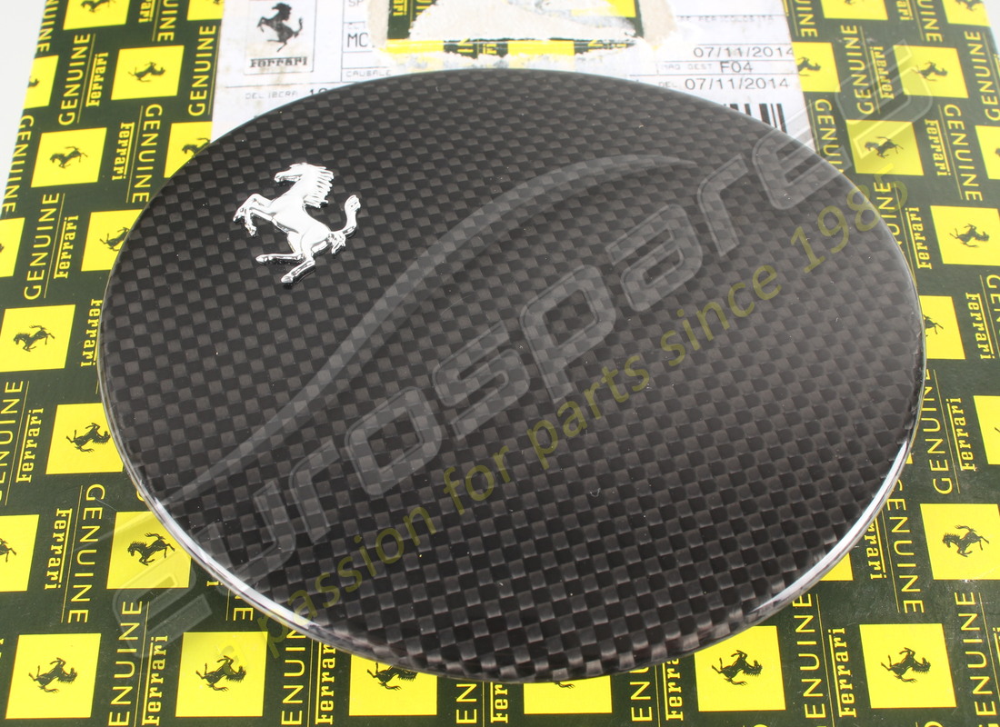 neue ferrari 458 kraftstoffklappe aus kohlefaser. teilenummer 70001935 (3)