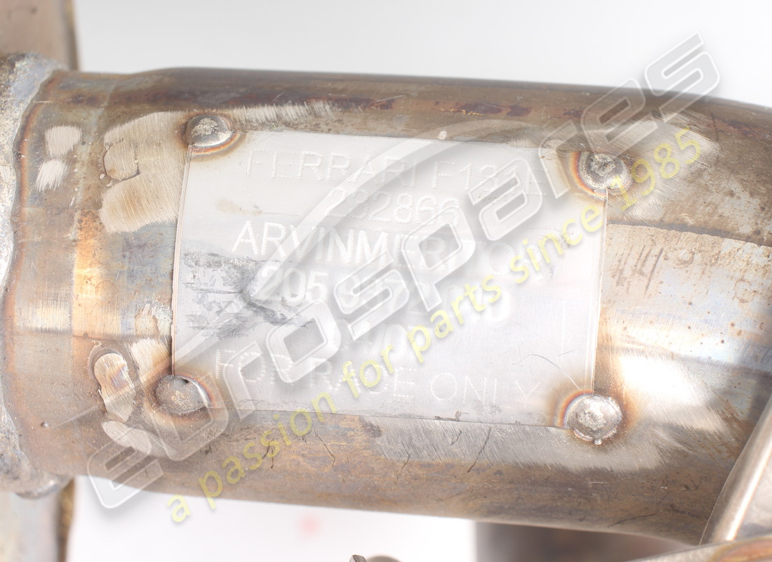 NEUER FERRARI AUSPUFFSCHALLDÄMPFER KOMPLETT. TEILENUMMER 232866 (5) neuer ferrari auspuffschalldämpfer komplett. teilenummer 232866 (5)