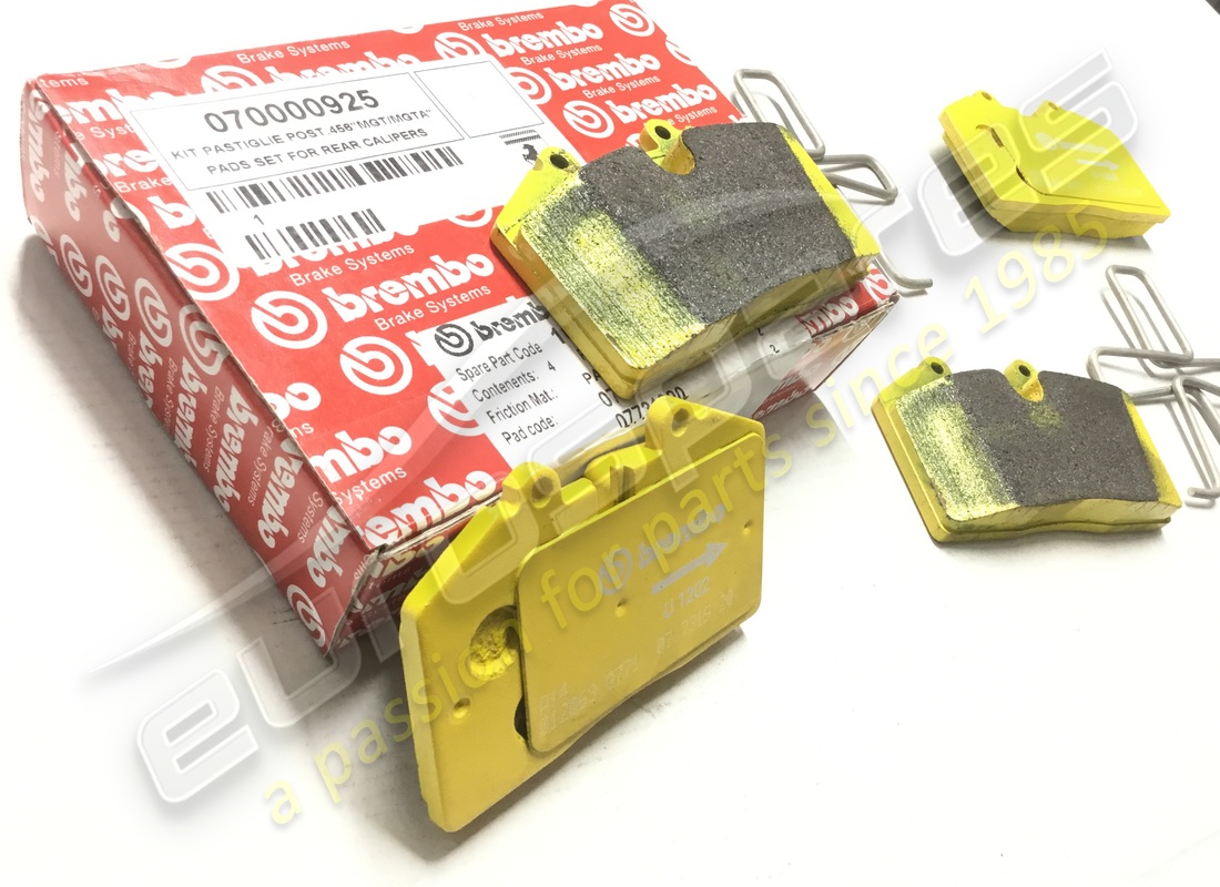 neues ferrari pads-set für hintere bremssättel. teilenummer 70000925 (3)