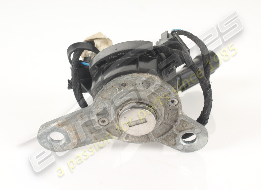 GEBRAUCHT FERRARI KOMPLETTE VERRIEGELUNGSMONTAGE. TEILENUMMER 82343400 (1) gebraucht ferrari komplette verriegelungsmontage. teilenummer 82343400 (1)