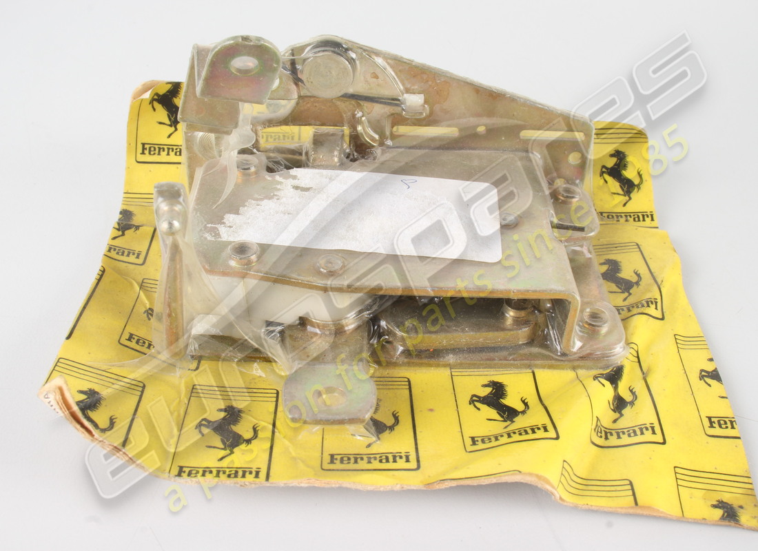 neues ferrari türschloss links. teilenummer 61775500 (3)