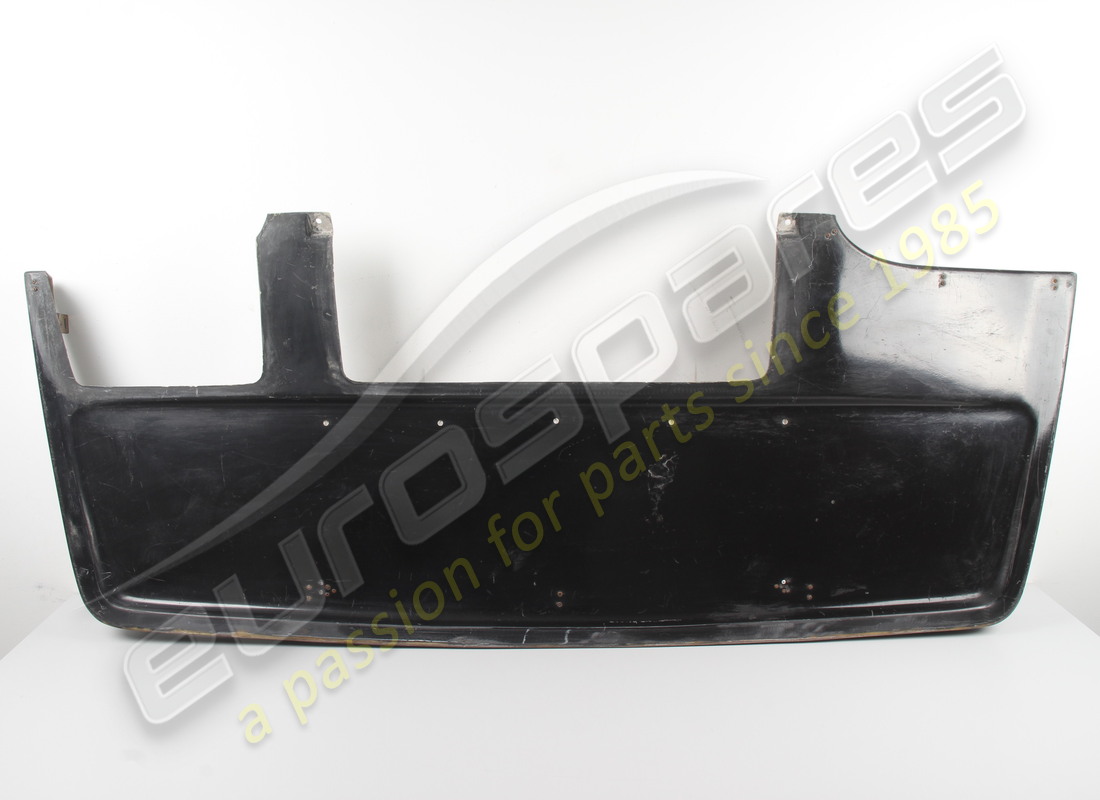 neuer ferrari spoyler. teilenummer 61691900 (1)