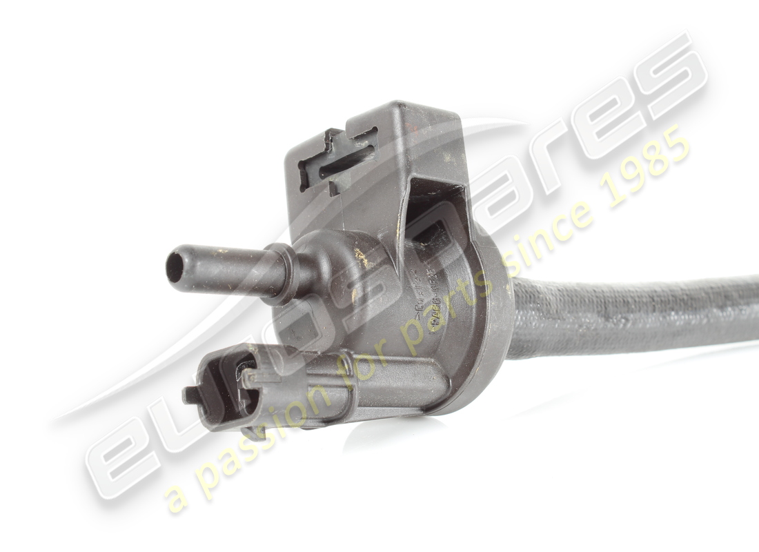 gebrauchtes ferrari rh spülventil-verbindungsrohr. teilenummer 304461 (2)