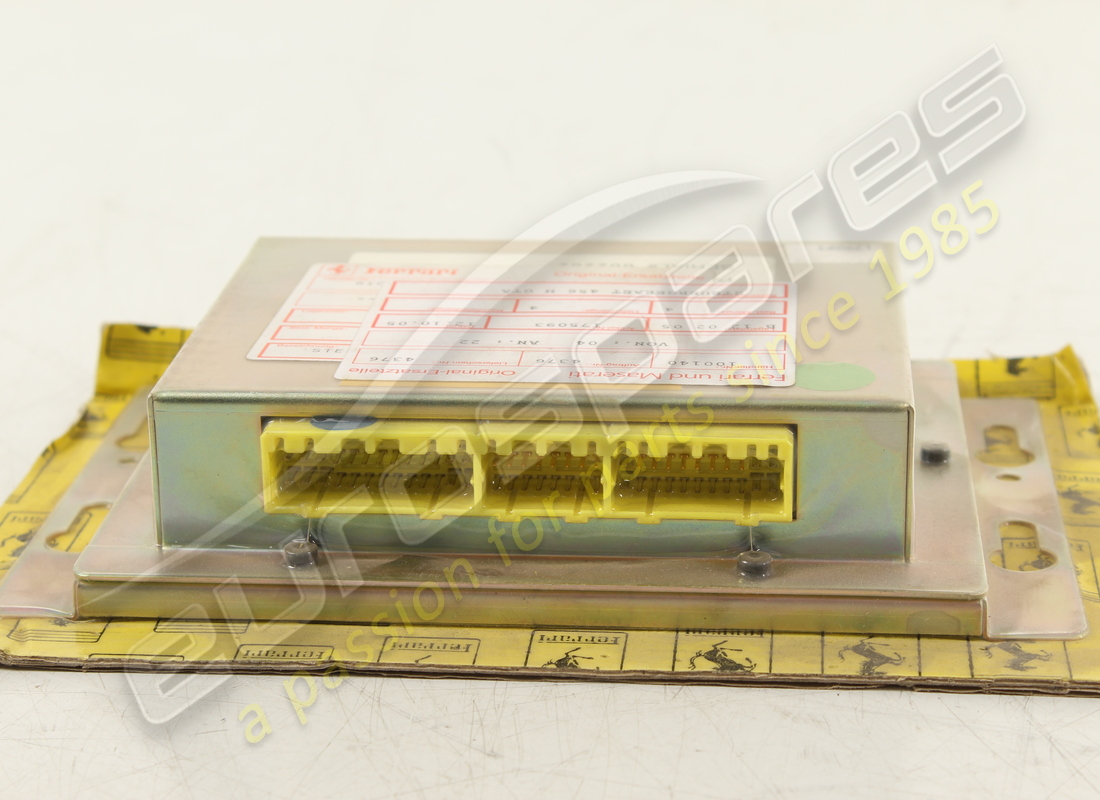 neue elektronische steuerstation ferrari. teilenummer 175093 (2)