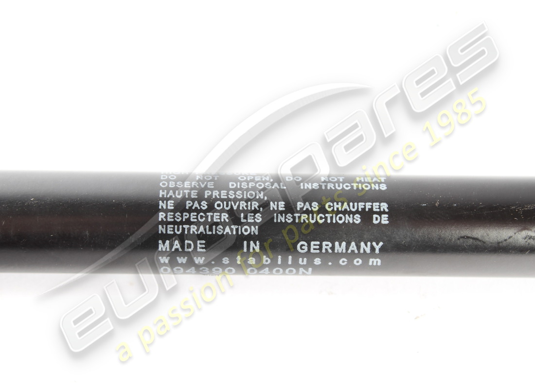 neue ferrari haubenstreu. teilenummer 62175300 (2)