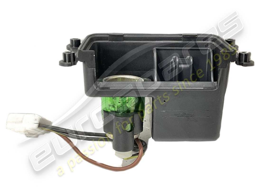 GEBRAUCHTER Ferrari ASCHENBECHER . TEILENUMMER 80582000 (1)