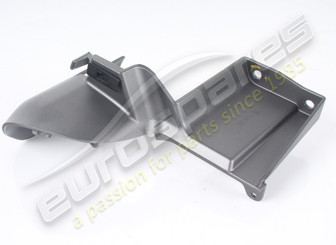 GEBRAUCHT FERRARI UNTERE MITTELABDECKUNG RHD TEILENUMMER 82871100 (2) gebraucht ferrari untere mittelabdeckung rhd teilenummer 82871100 (2)