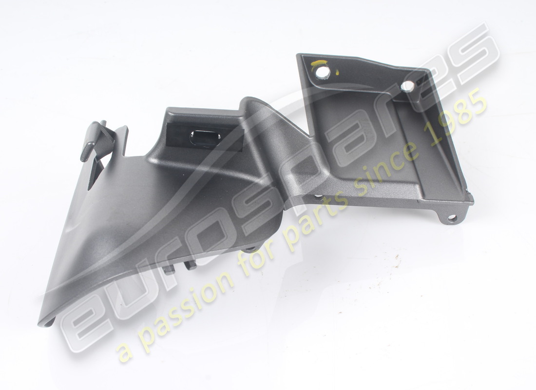 GEBRAUCHT FERRARI UNTERE MITTELABDECKUNG RHD TEILENUMMER 82871100 (1) gebraucht ferrari untere mittelabdeckung rhd teilenummer 82871100 (1)