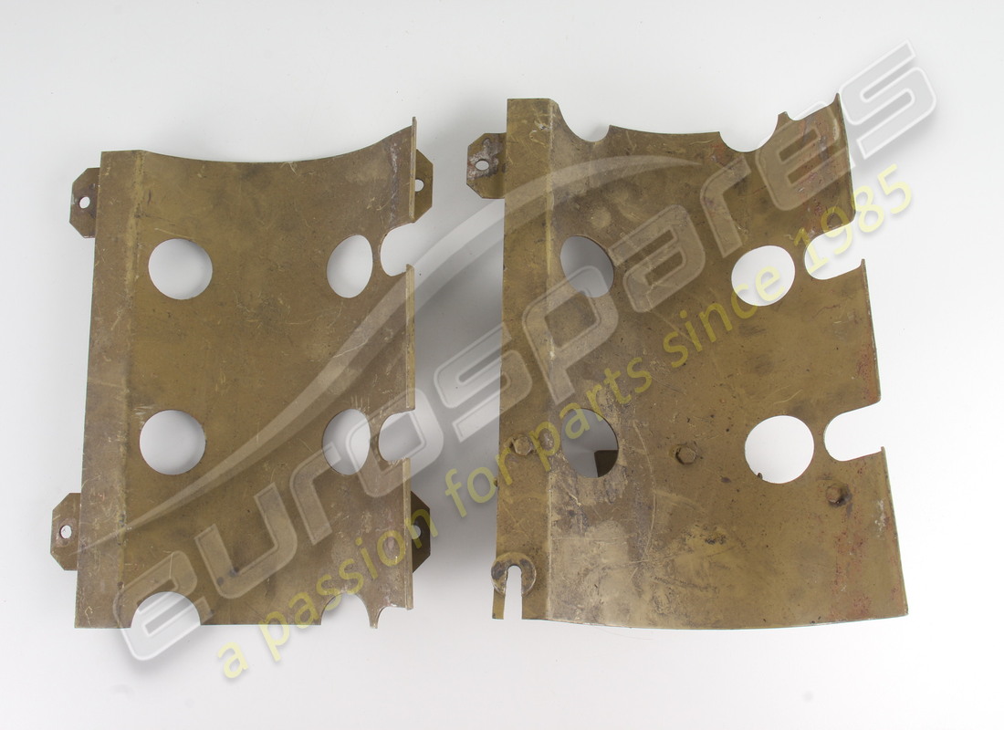 neues ferrari schild (2 teile). teilenummer 108812 (2)