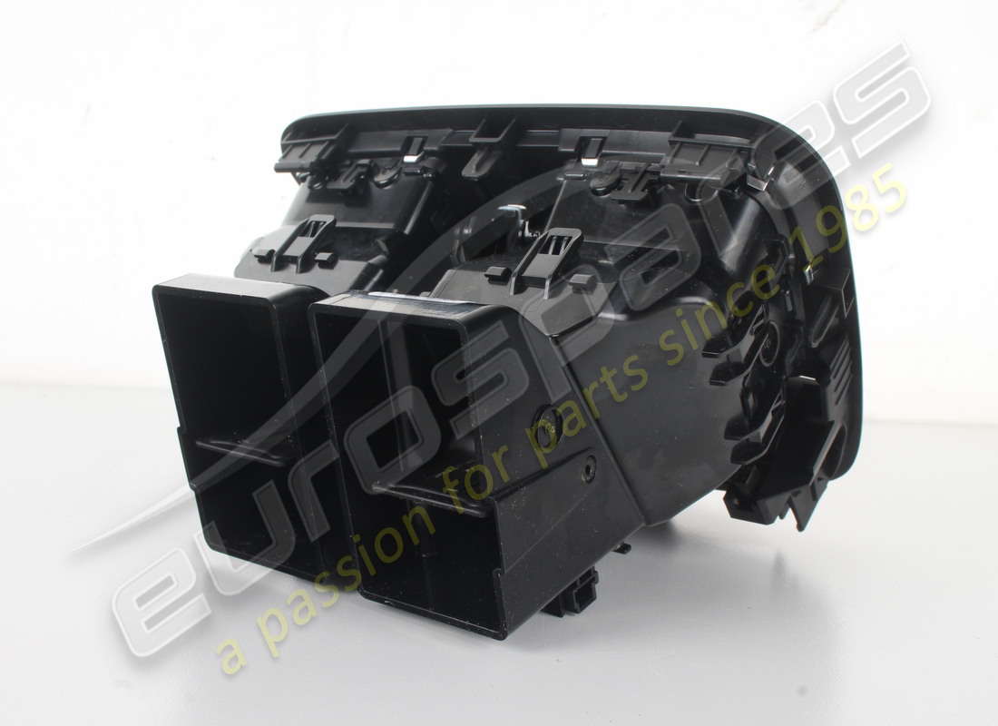 neu maserati hintere luftdüse. teilenummer 670149418 (4)