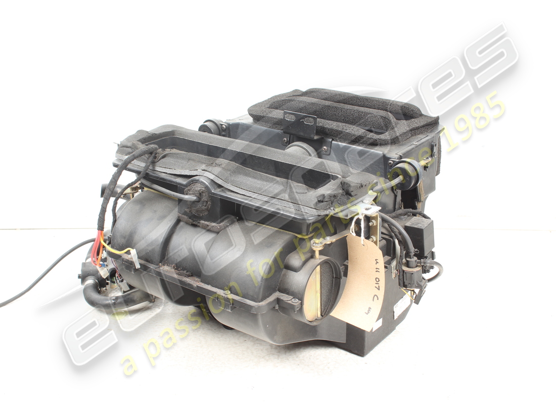 GEBRAUCHTE Maserati KOMPLETTE KLIMAANLAGE. TEILENUMMER 375580005 (1)
