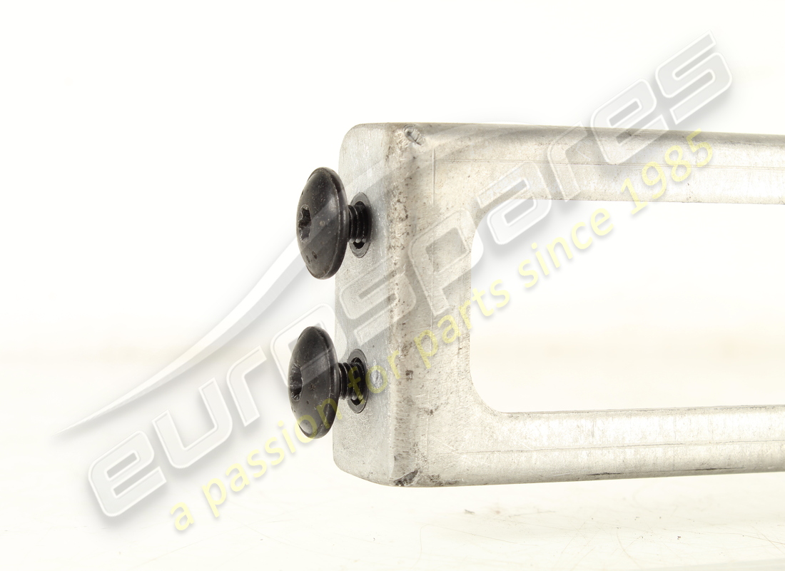 used lamborghini bracket laterale radiat.3. part number 470813983a (2)