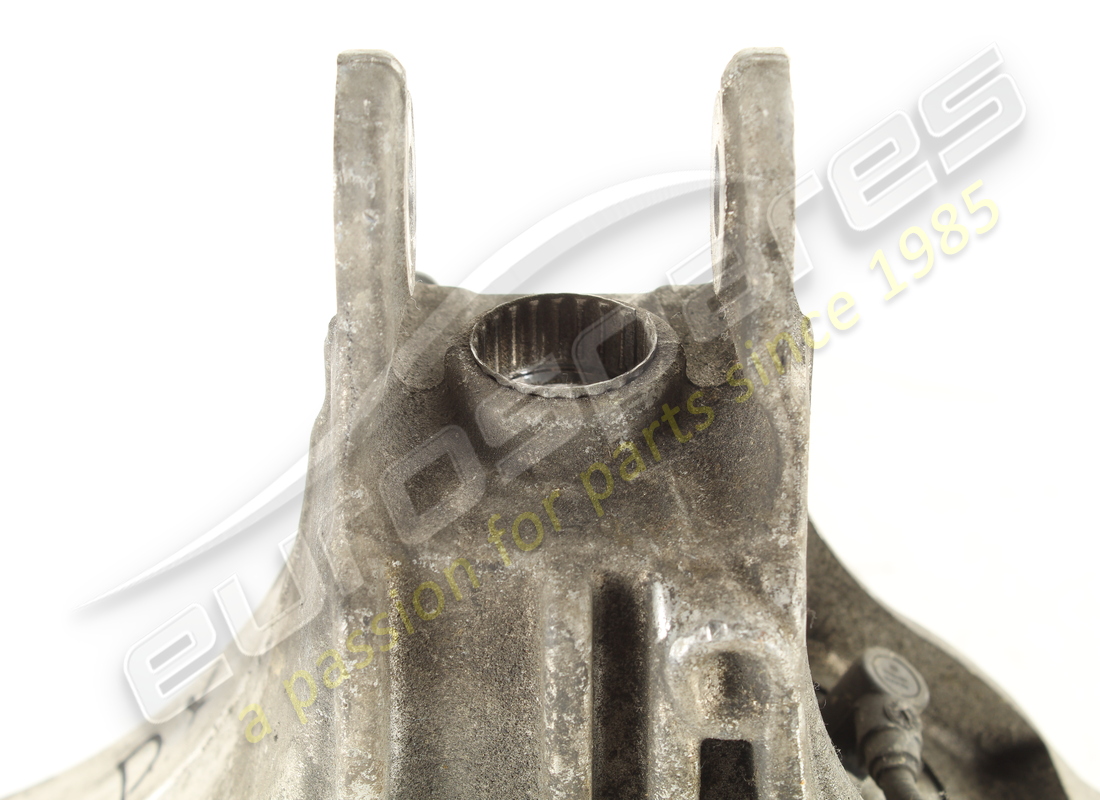 gebrauchter ferrari rh hub carrier. teilenummer 266199 (6)