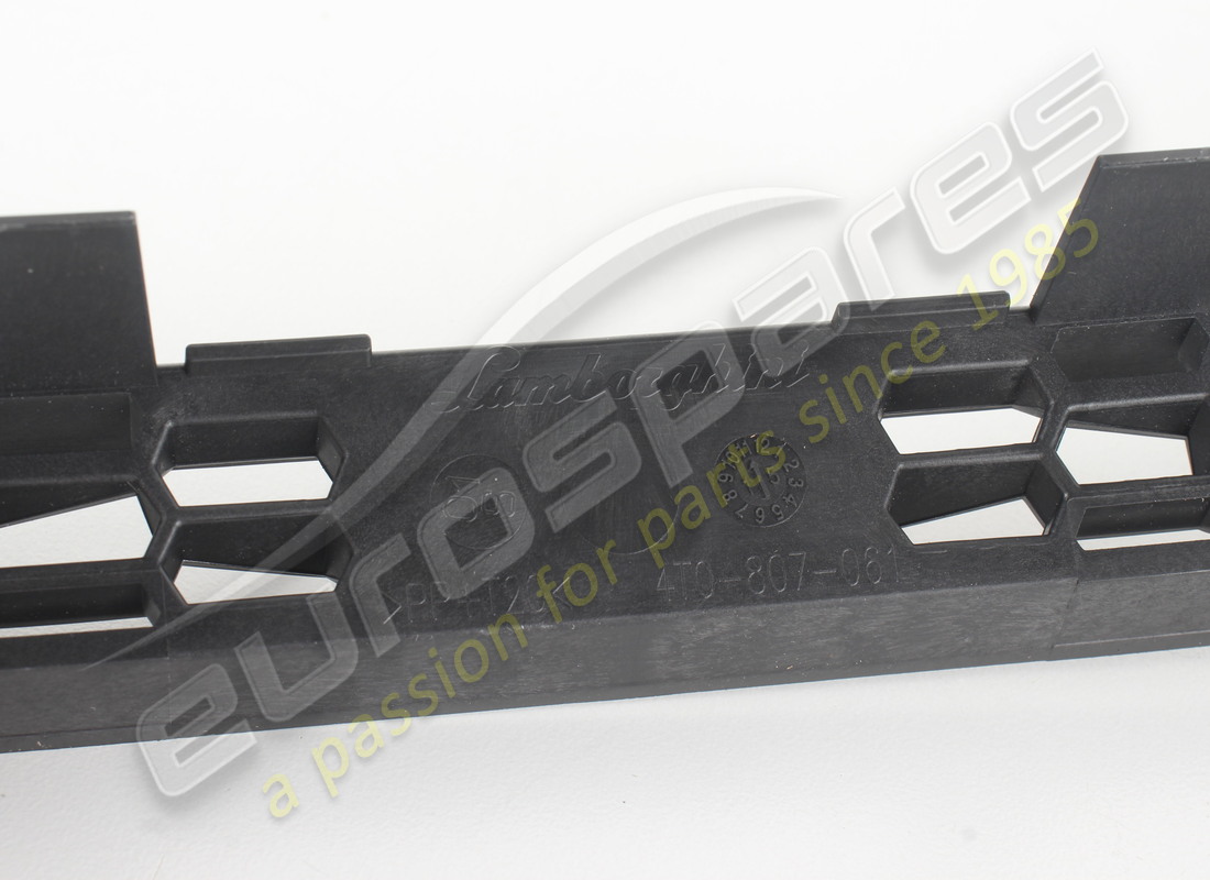 neuer lamborghini frontspoilergrill. teilenummer 4t0807061 (3)