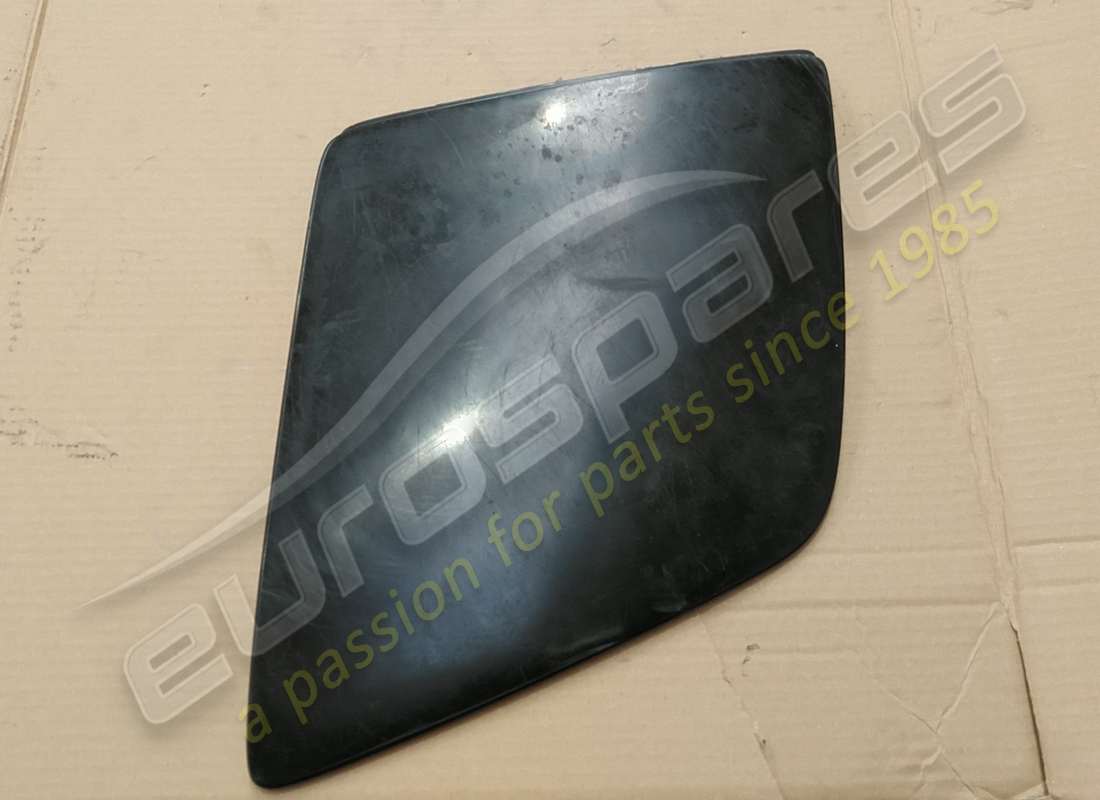 gebrauchte ferrari scheinwerferabdeckung links. teilenummer 63135900 (2)