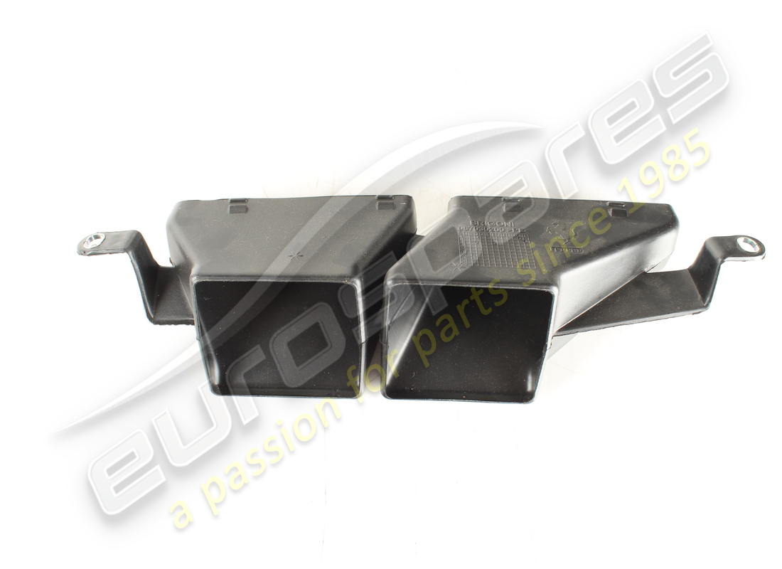 VERWENDETER Ferrari HVAC DEFROSTER-ANSCHLUSS. TEILENUMMER 87030200 (1)