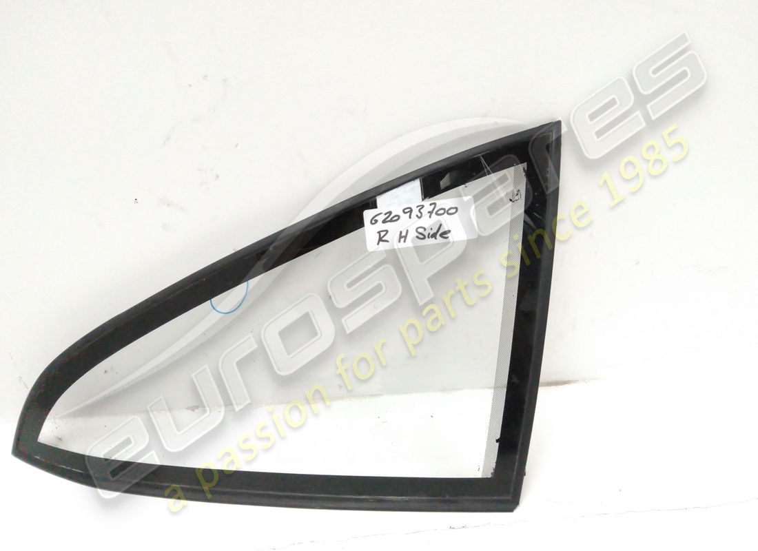 gebrauchtes ferrari rh-glas. teilenummer 62093700 (1)