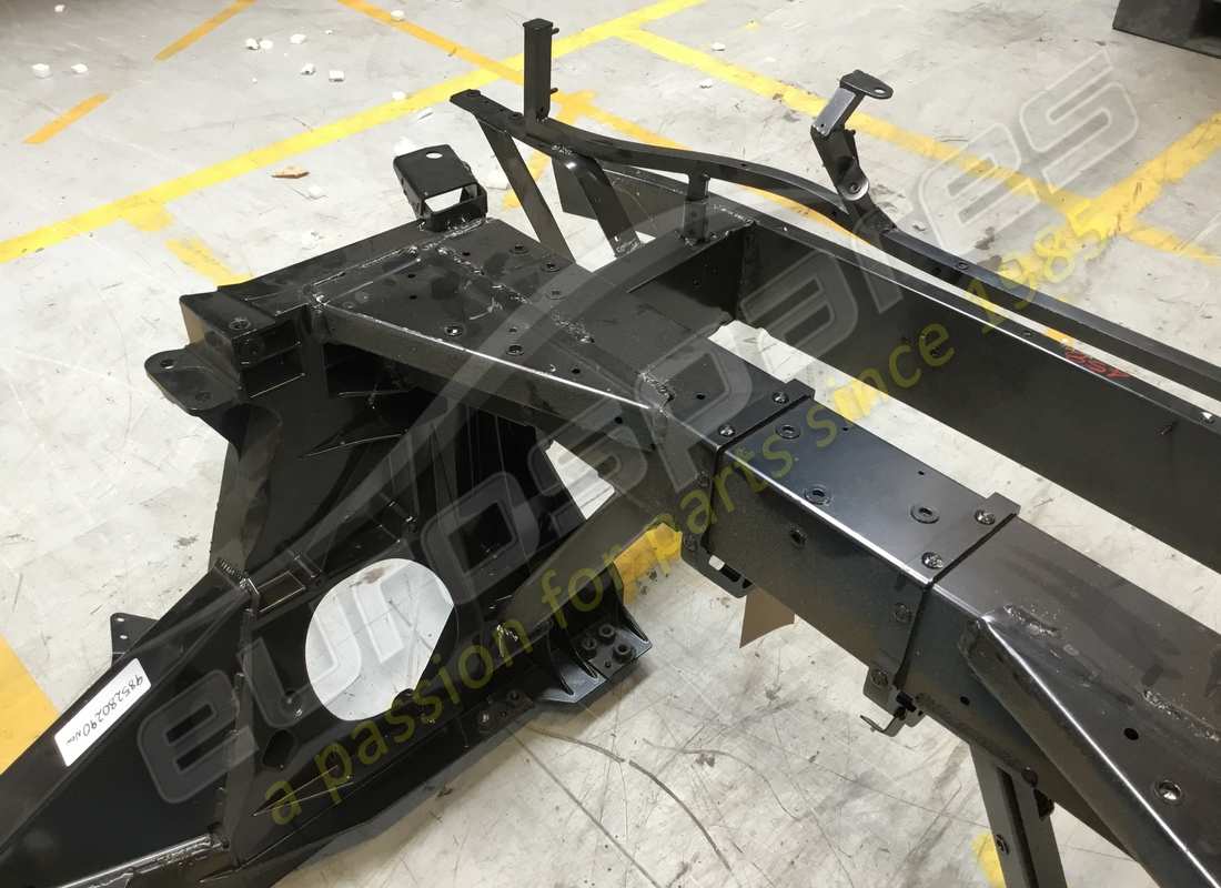 neuer ferrari hinterer hilfsrahmen. teilenummer 985280290 (5)