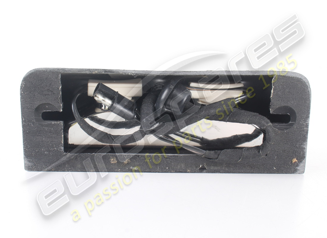 new maserati centre stop light. part number 333110219 (4)