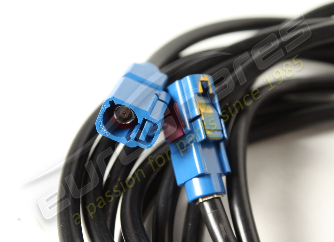 VERWENDETES Ferrari SPLITTER/NDM-GPS-KABEL. TEILENUMMER 311954 (1)