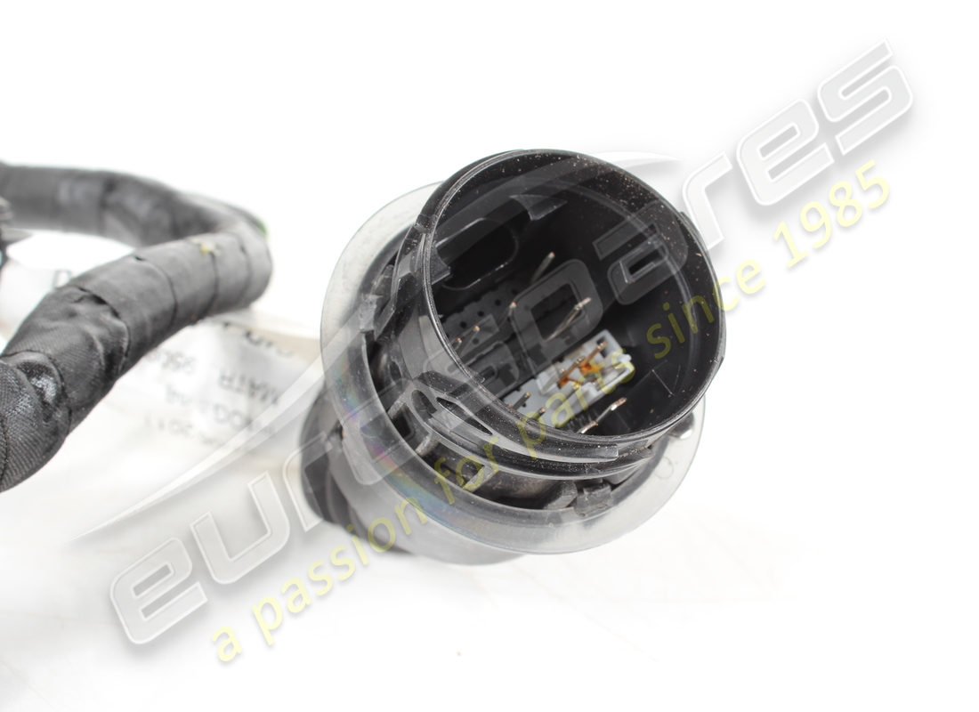 used maserati driver side front door wiring. part number 274633 (7)