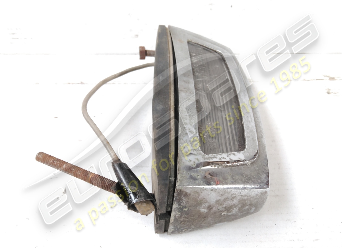 gebrauchte ferrari hinten kennzeichenleuchte links. teilenummer 2438245102 (3)
