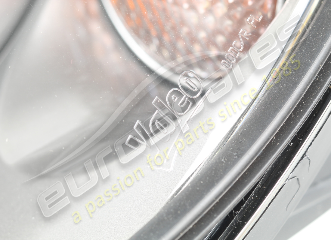 neues ferrari lhd-frontlicht-kit grigio. teilenummer 80224572 (2)