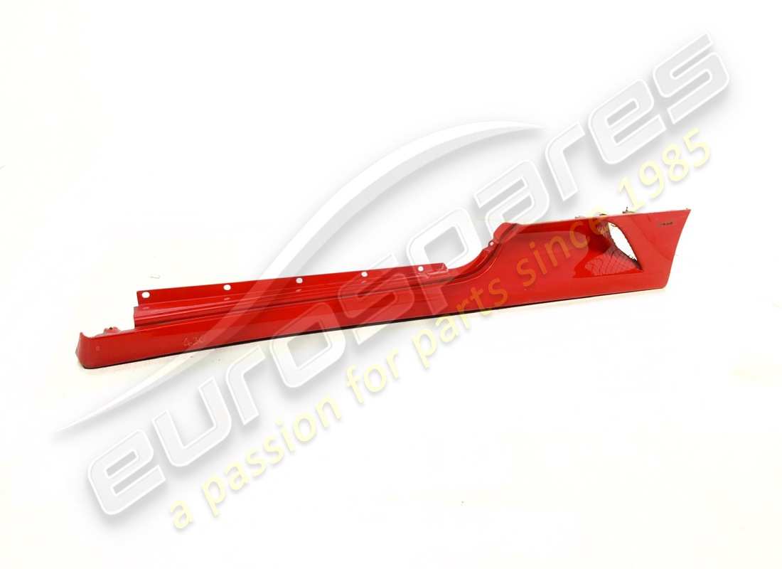 GEBRAUCHTE Ferrari UNTERTÜRVERKLEIDUNG LINKS . TEILENUMMER 68021110 (1)