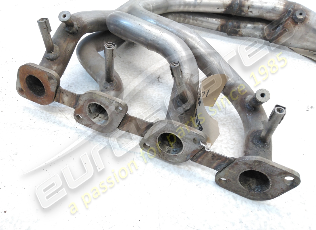 neuer ferrari 208gt4 74-80 hinterer verteiler. teilenummer 108434 (3)