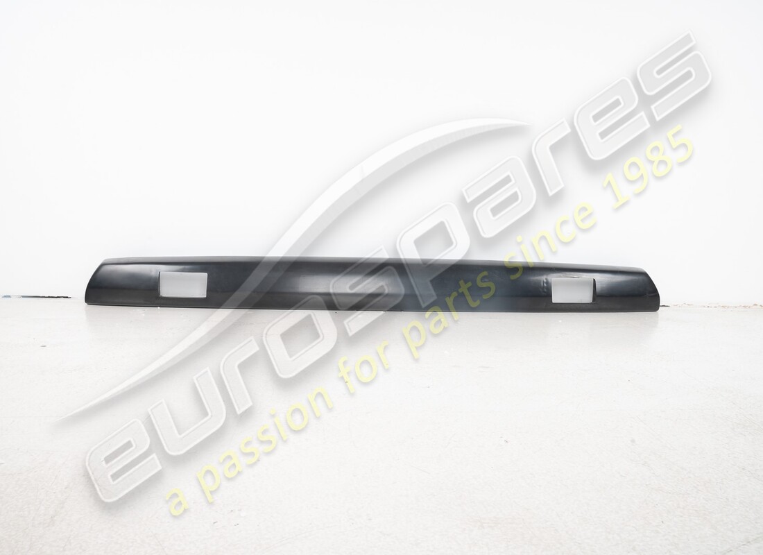 neuer ferrari heckstoßstange. teilenummer 2573650200 (1)