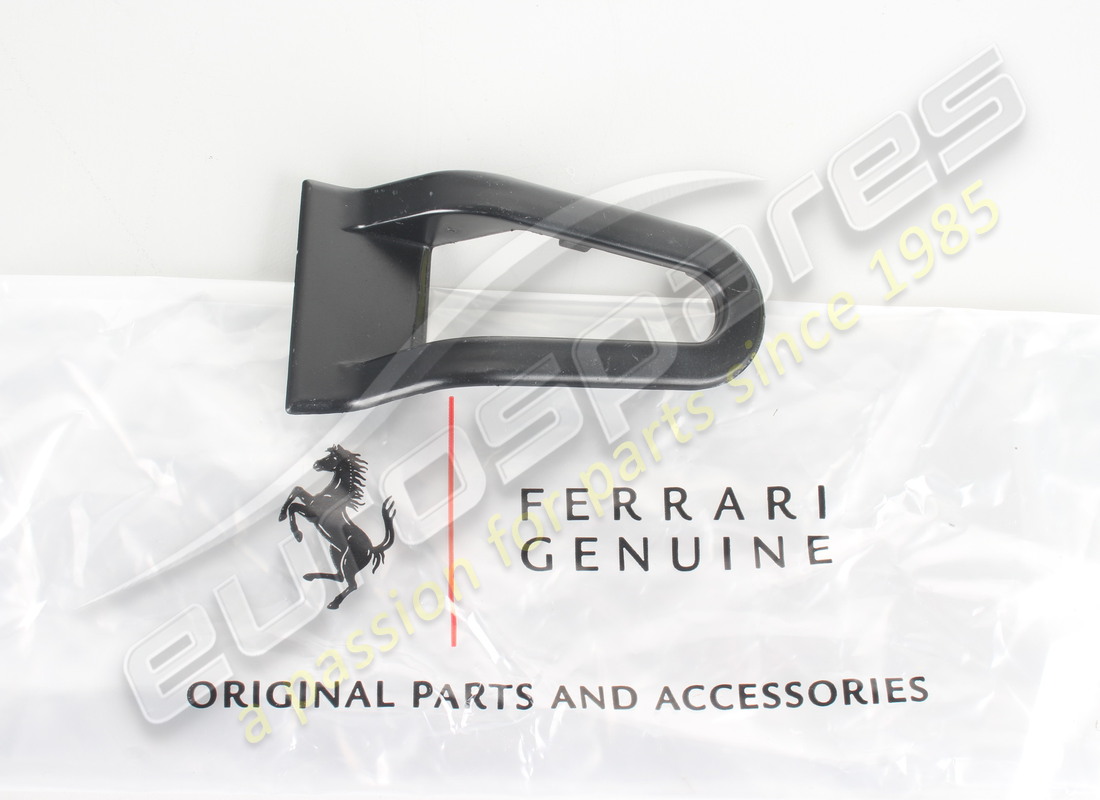 neues ferrari linksformteil. teilenummer 65717800 (3)