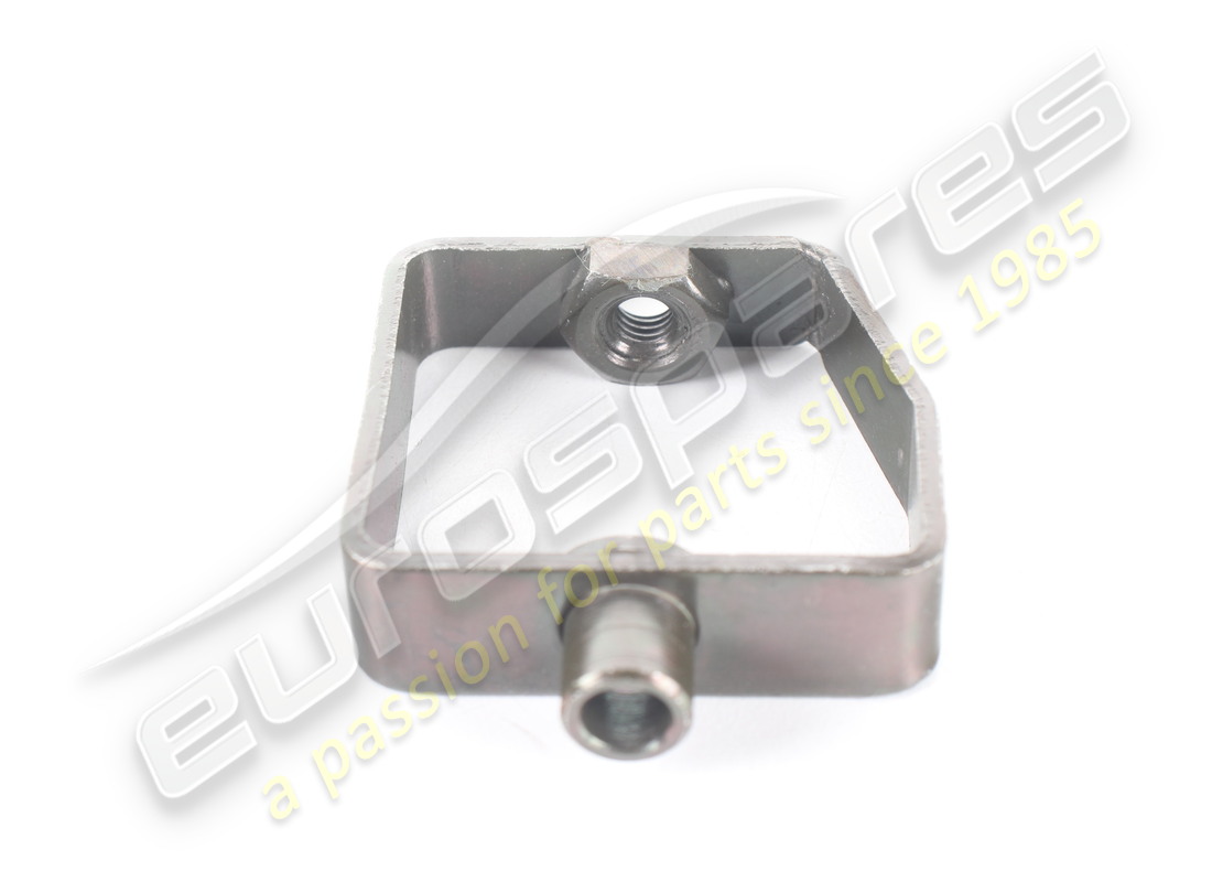 neue maserati abdeckungsbefestigungshalterung. teilenummer 585009602 (4)