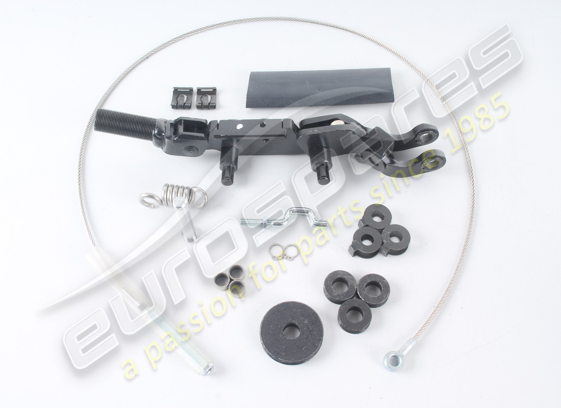 neues ferrari lh dreifachgelenk. teilenummer 67047100 (1)