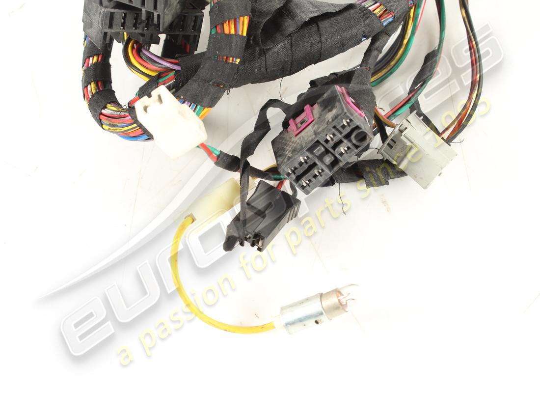 verwendete ferrari tunnelkonsole-anschlusskabel. teilenummer 152184 (2)