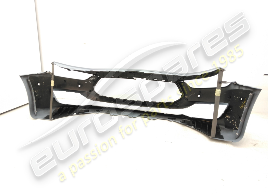 neuer maserati frontstoßstange. teilenummer 673008185 (2)