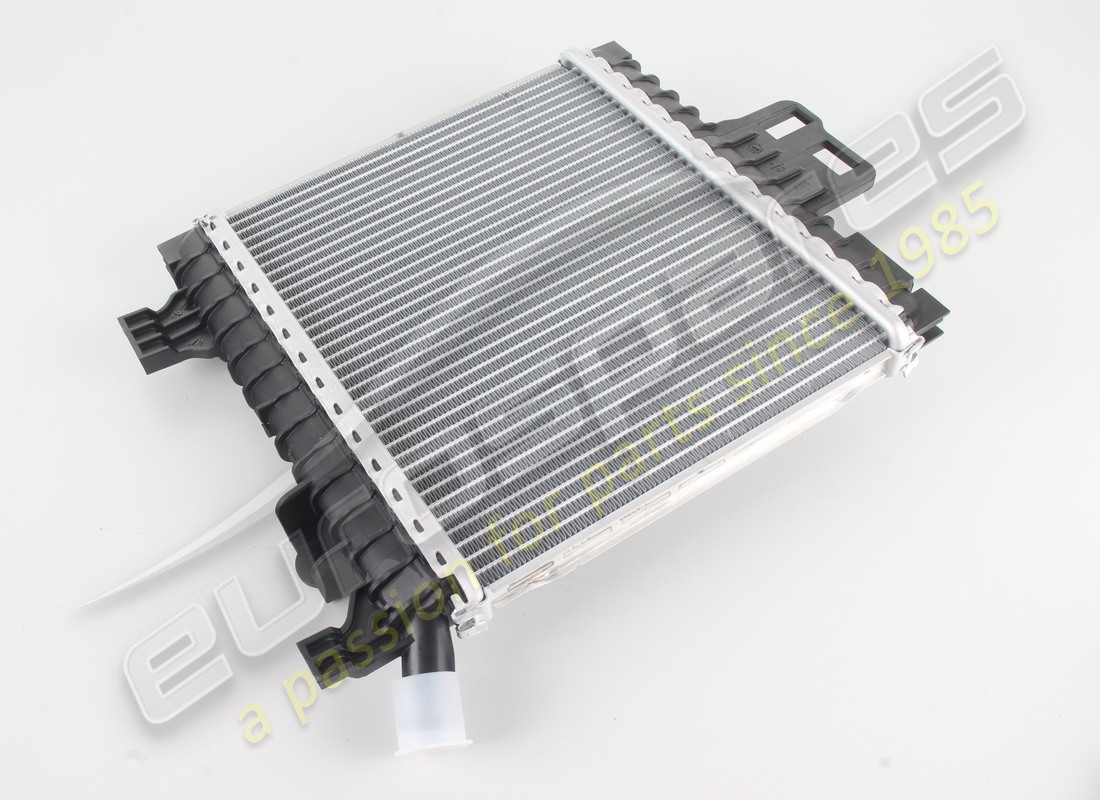 neuer lamborghini zusatzkühler. teilenummer 4m0121218g (2)