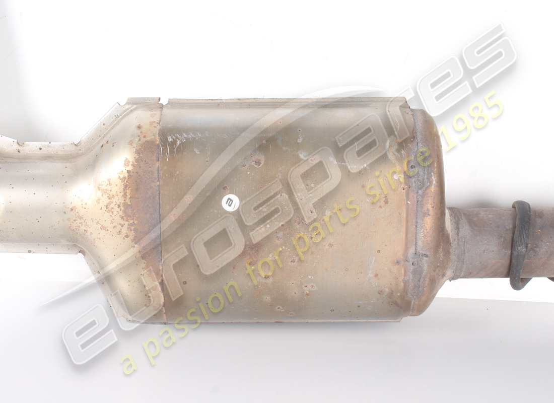 gebrauchter maserati zentraler schalldämpfer. teilenummer 670034578 (3)