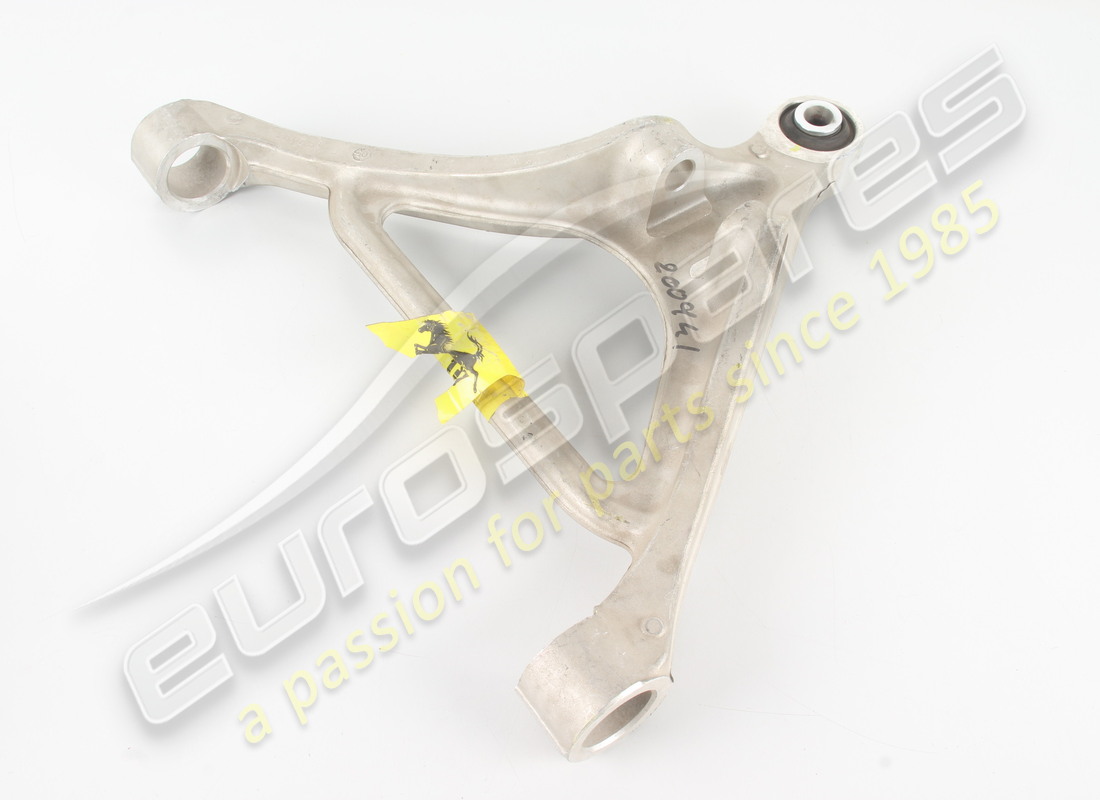 neuer ferrari rechter unterer hebel. teilenummer 200941 (1)