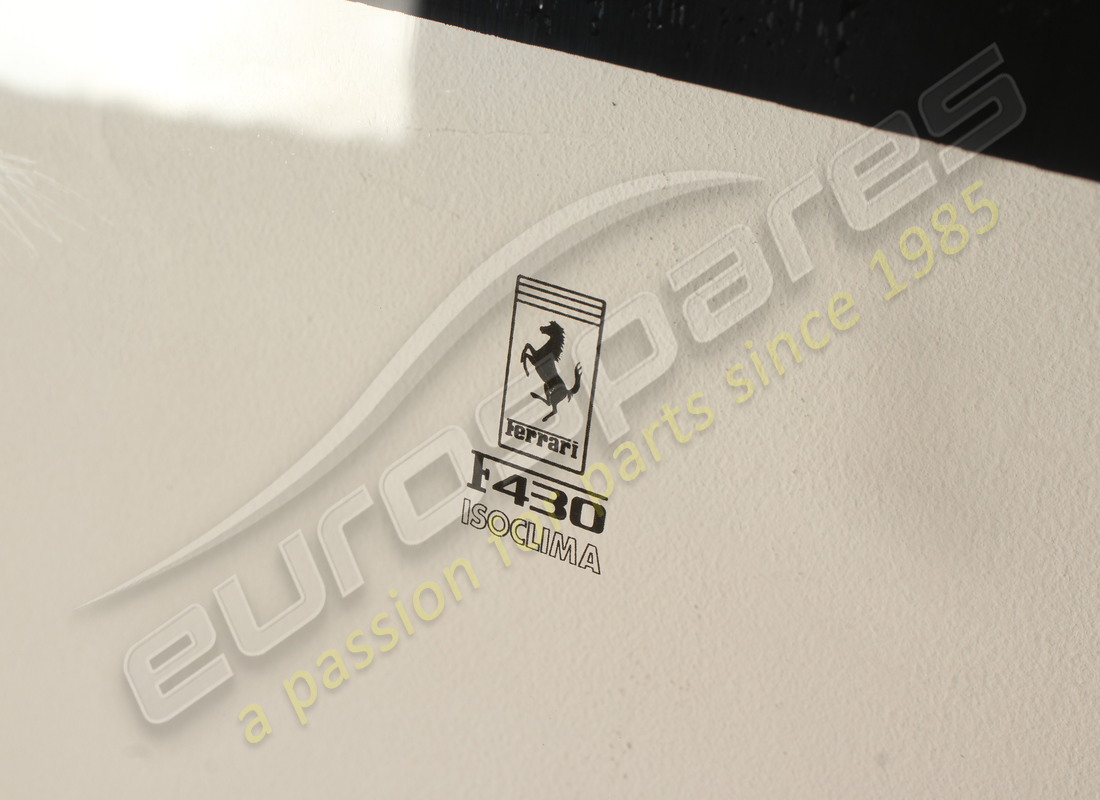 neues ferrari glas für heckhaube. teilenummer 69317000 (2)