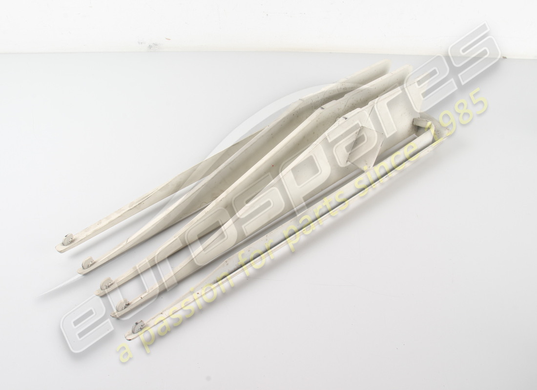 neu (sonstiges) ferrari rechter heckkühlkühlergrill. teilenummer 62529610 (2)