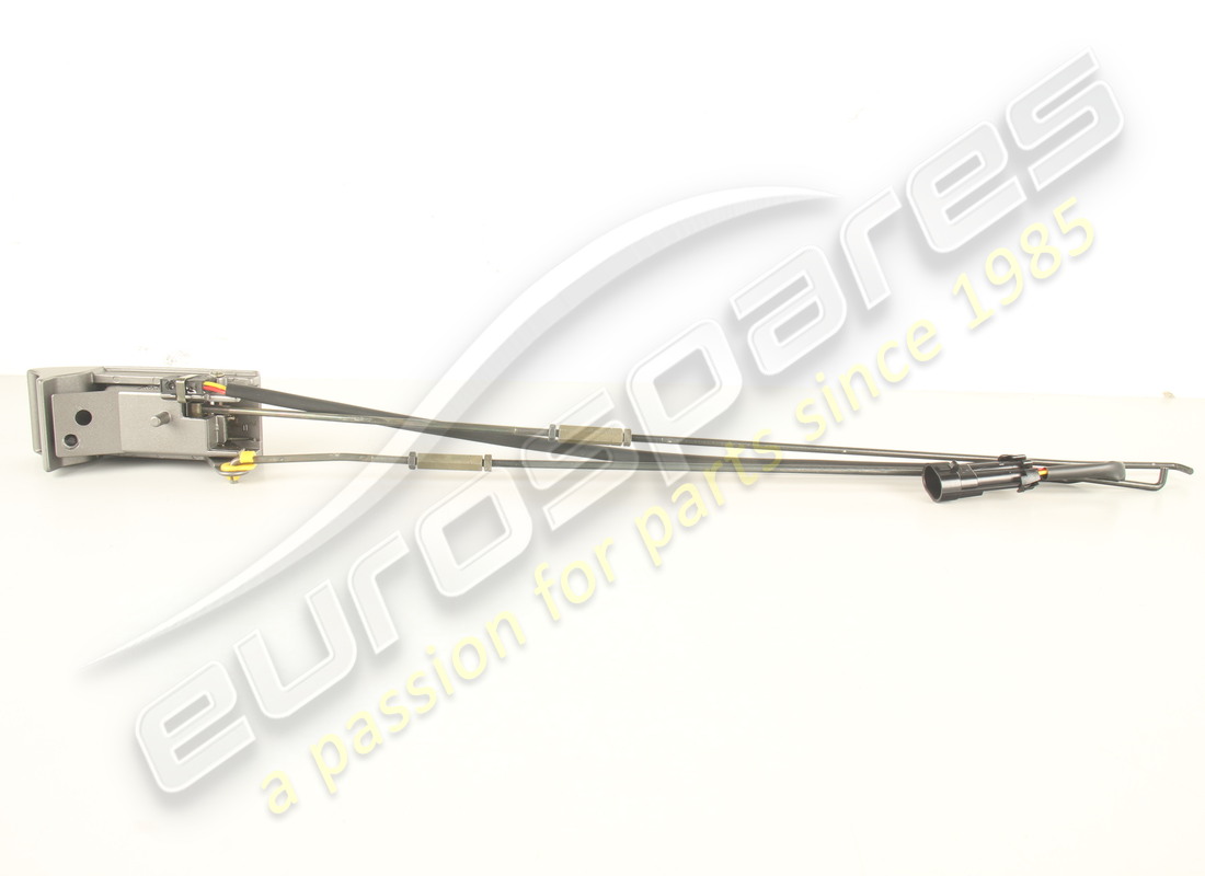 neuer ferrari rechter griff. teilenummer 63724800 (4)