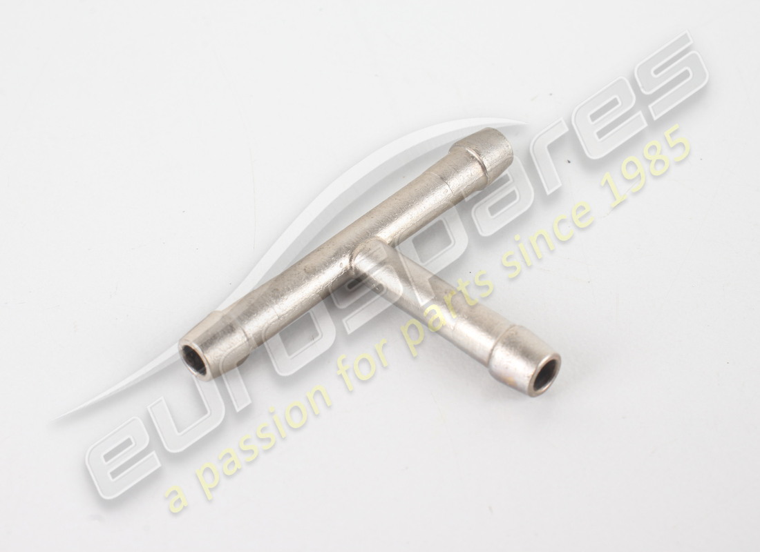 NEUE MASERATI 3 WEGE-VERBINDUNG. TEILENUMMER 585412320 (1) neue maserati 3 wege-verbindung. teilenummer 585412320 (1)