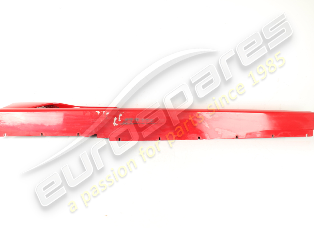 GEBRAUCHTE FERRARI RECHTE UNTERTÜRVERKLEIDUNG. TEILENUMMER 69831610 (6) gebrauchte ferrari rechte untertürverkleidung. teilenummer 69831610 (6)