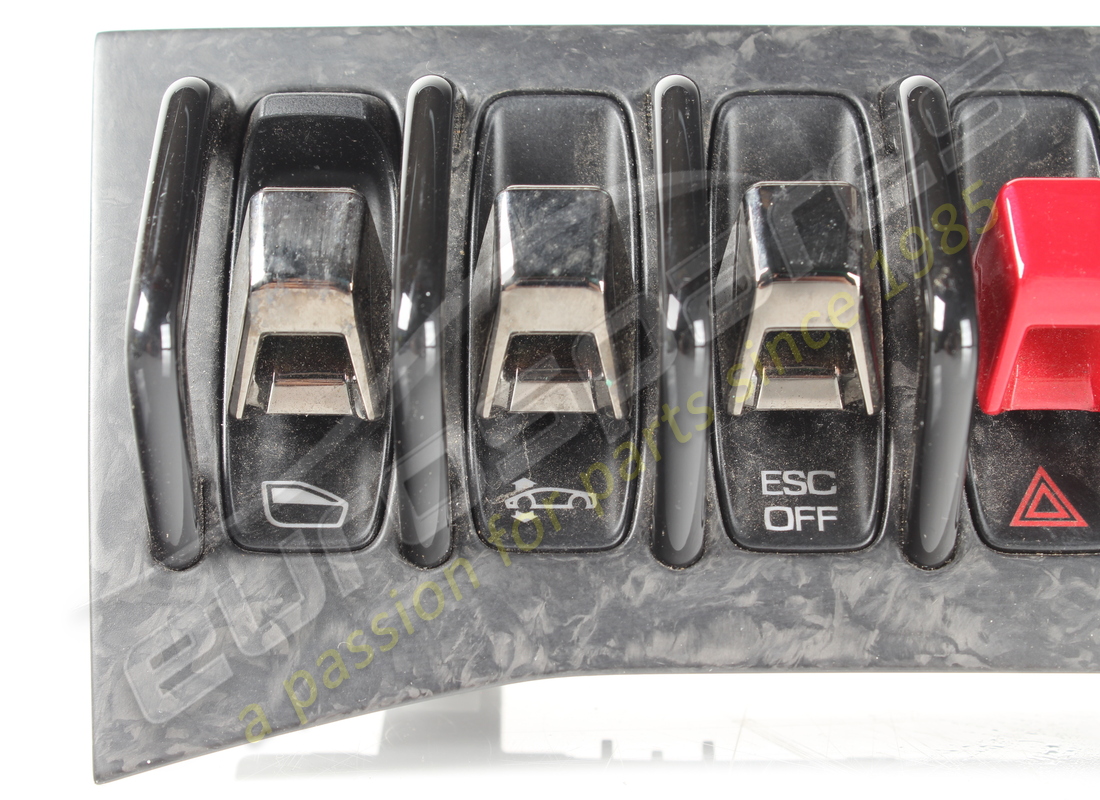 gebrauchte lamborghini schalterhalterung. teilenummer 4t0941567dq (2)